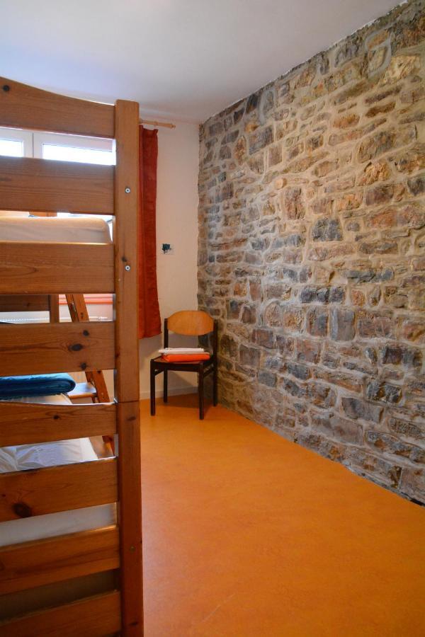 Le Fagotin - Youth Hostel Stoumont Bagian luar foto