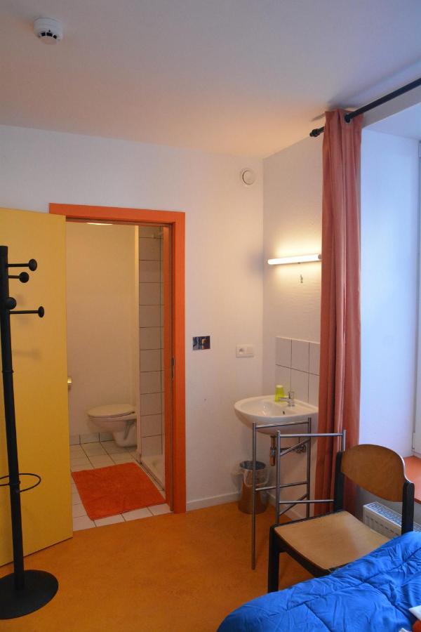 Le Fagotin - Youth Hostel Stoumont Bagian luar foto