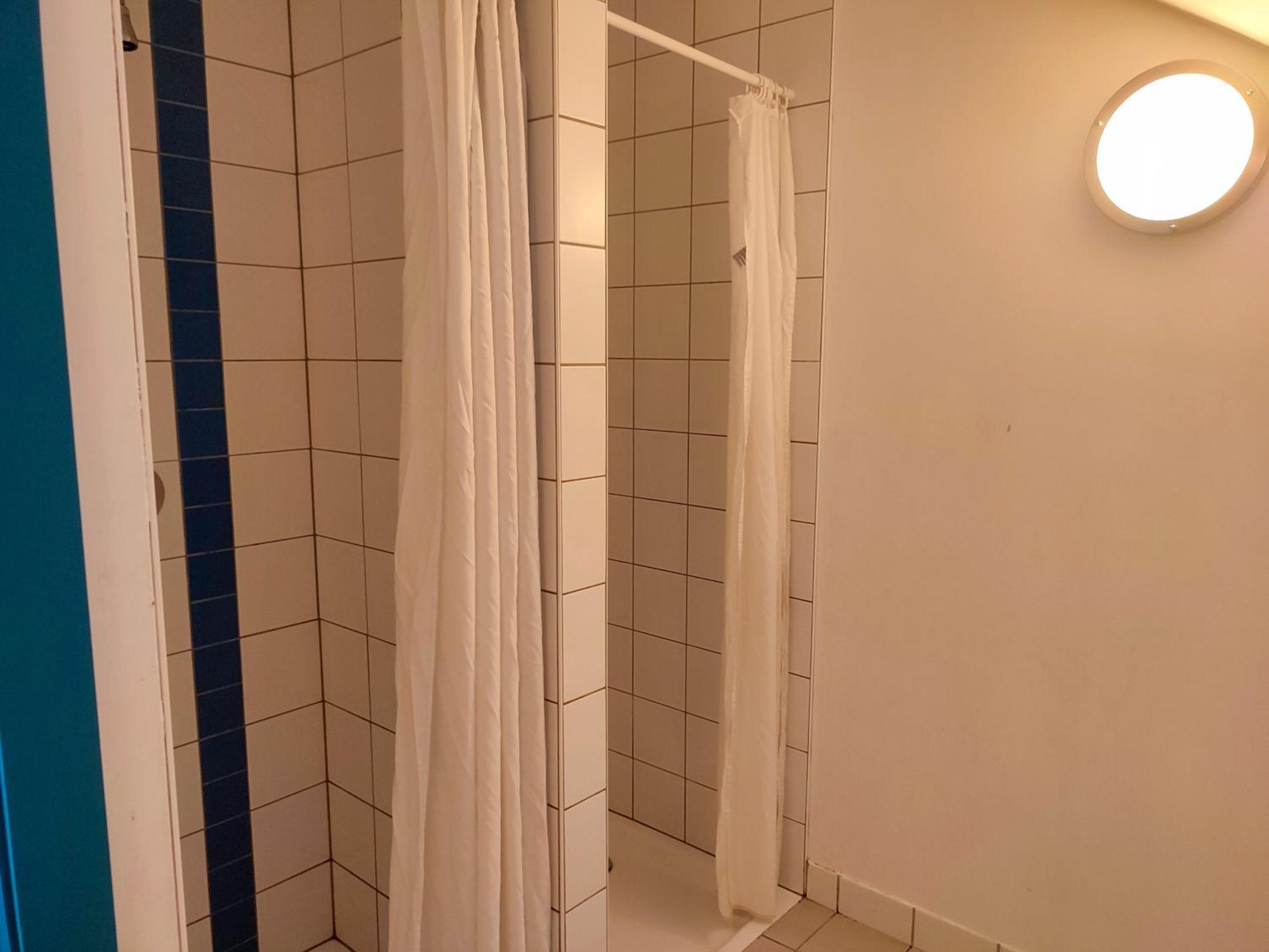 Le Fagotin - Youth Hostel Stoumont Bagian luar foto