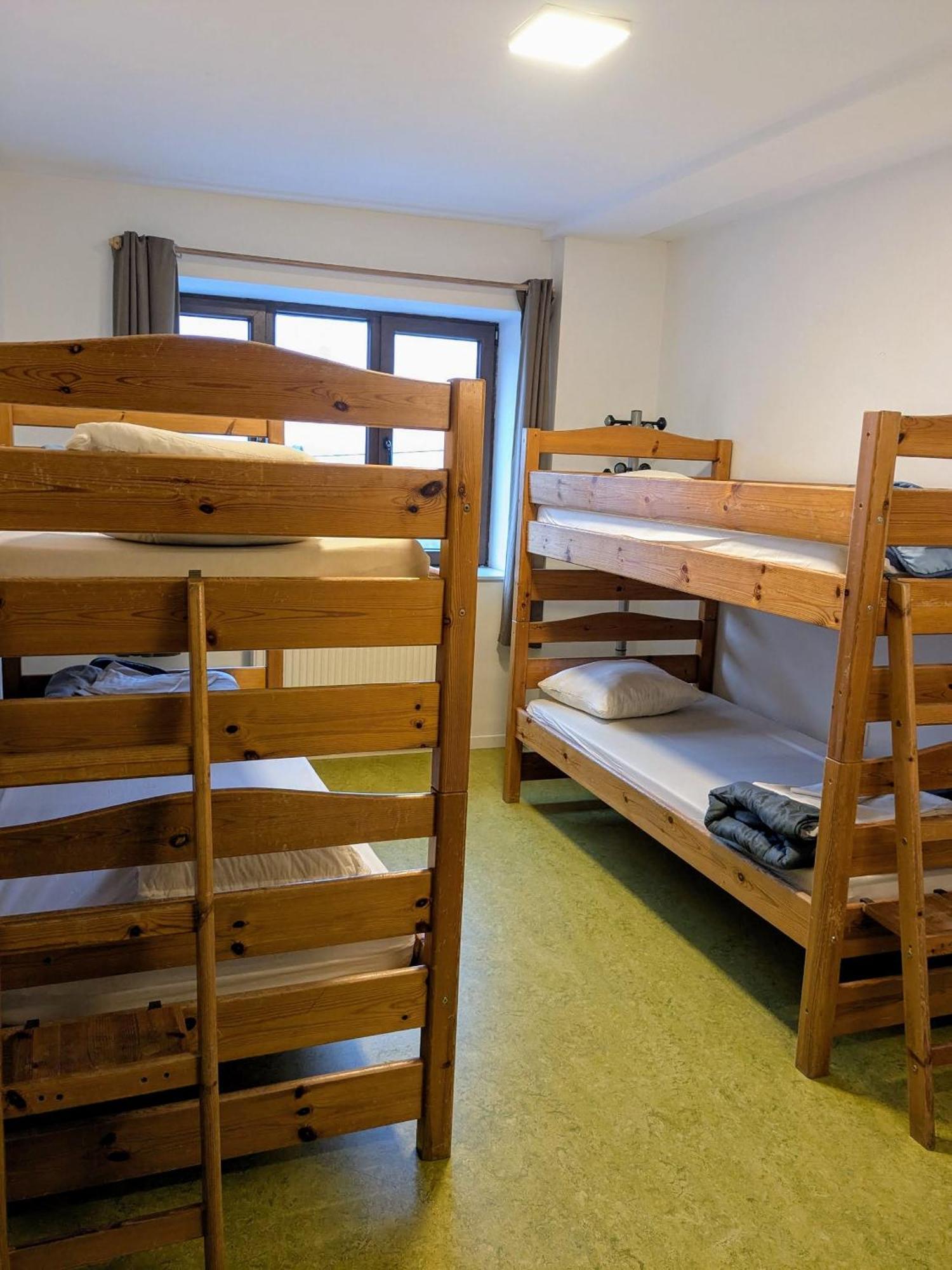 Le Fagotin - Youth Hostel Stoumont Bagian luar foto