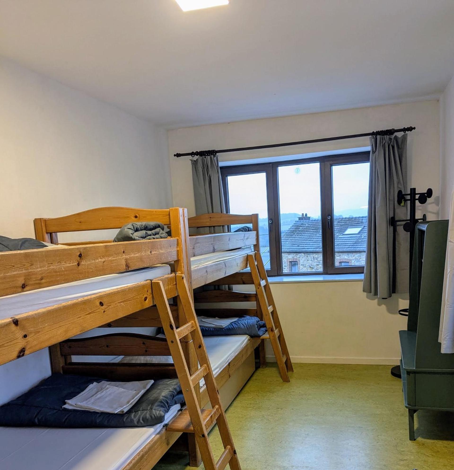 Le Fagotin - Youth Hostel Stoumont Bagian luar foto